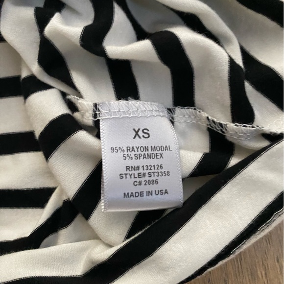 CJLA Striped V-Neck Tee - Picture 4 of 4